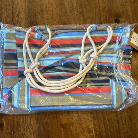 NWT Tote! - Picture 1 of 3